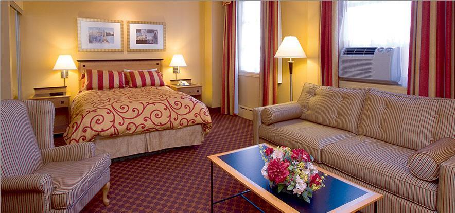 Howard Johnson By Wyndham Vancouver Downtown Экстерьер фото